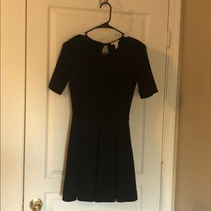 Little black dress Forever 21 Great condition S